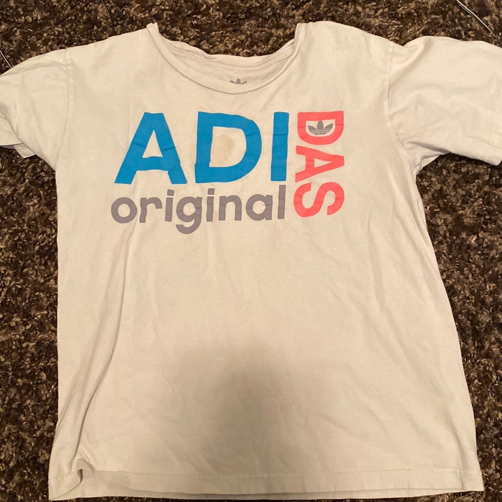 white adidas tee